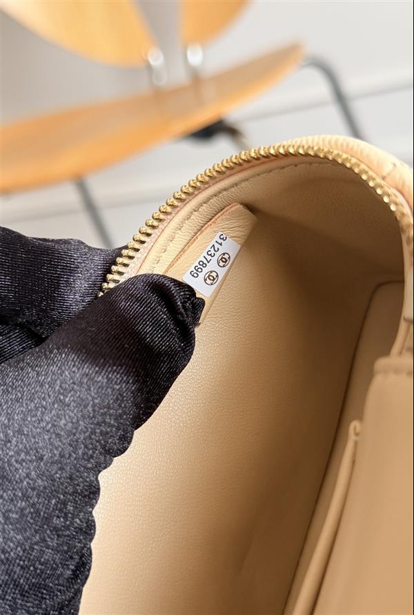 2026127214535527 560